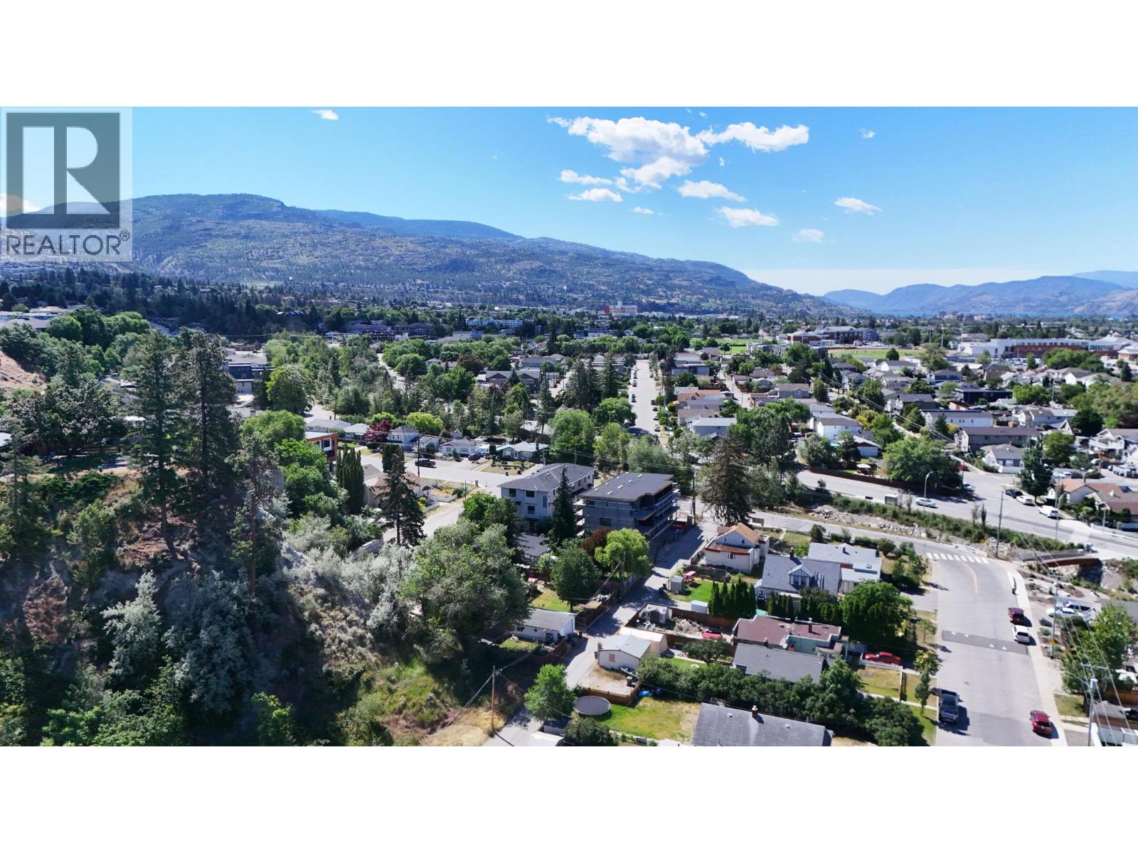 #103 463 WADE Avenue - 27