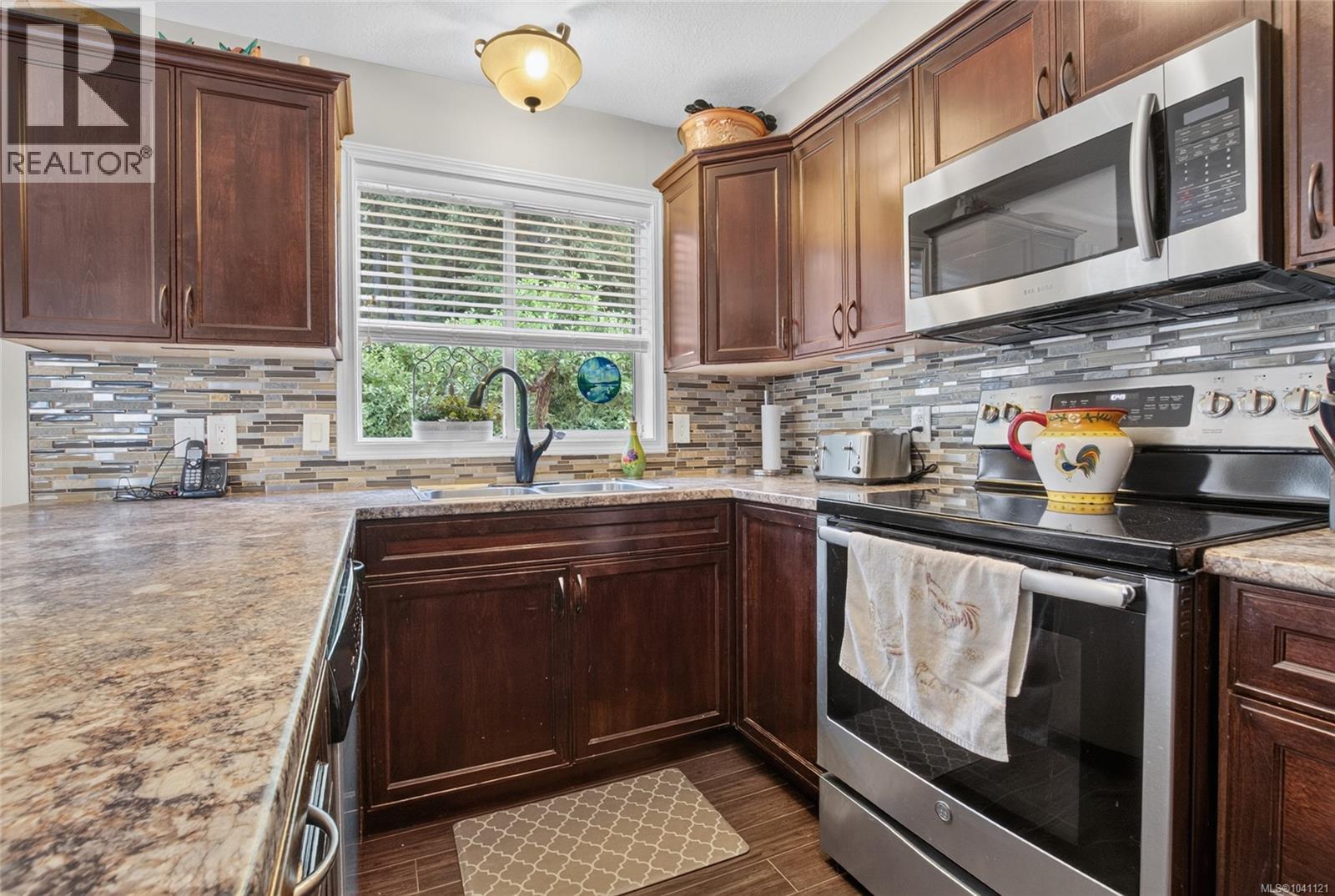 8148 Shasta Rd - 13