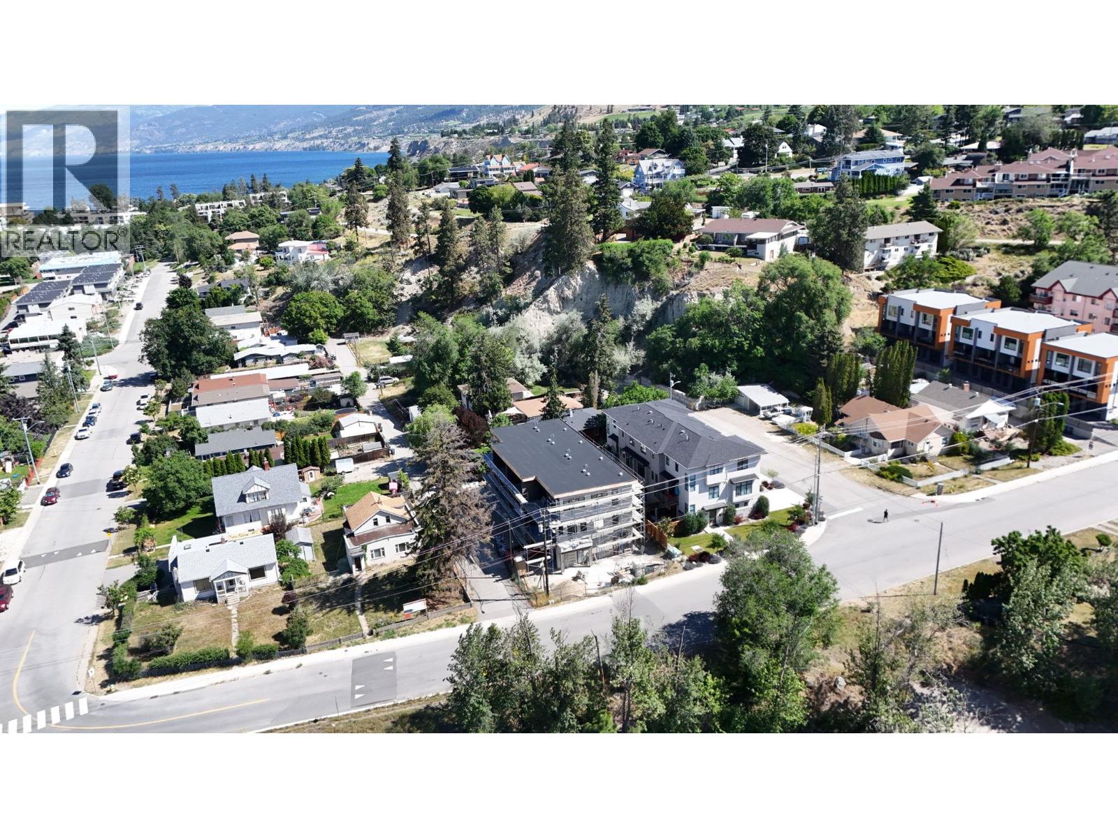 #104 463 WADE Avenue - 17