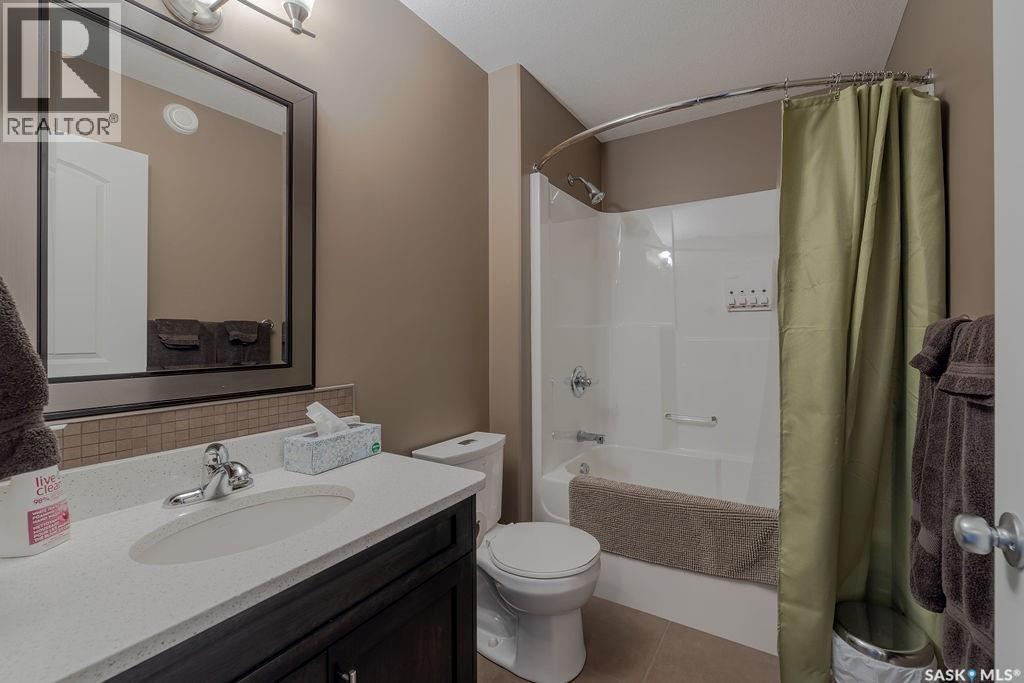 B 636 Riche STREET — photo 16