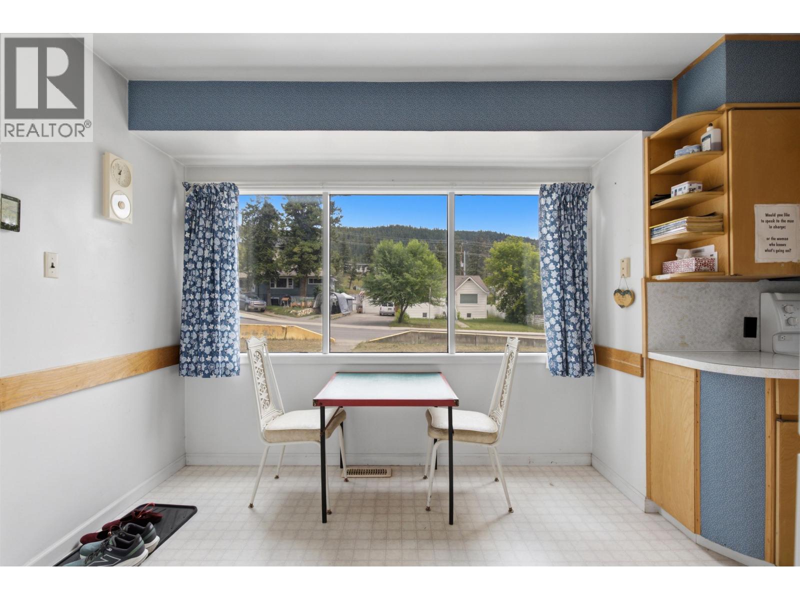 239 N FIFTH AVENUE, Williams Lake