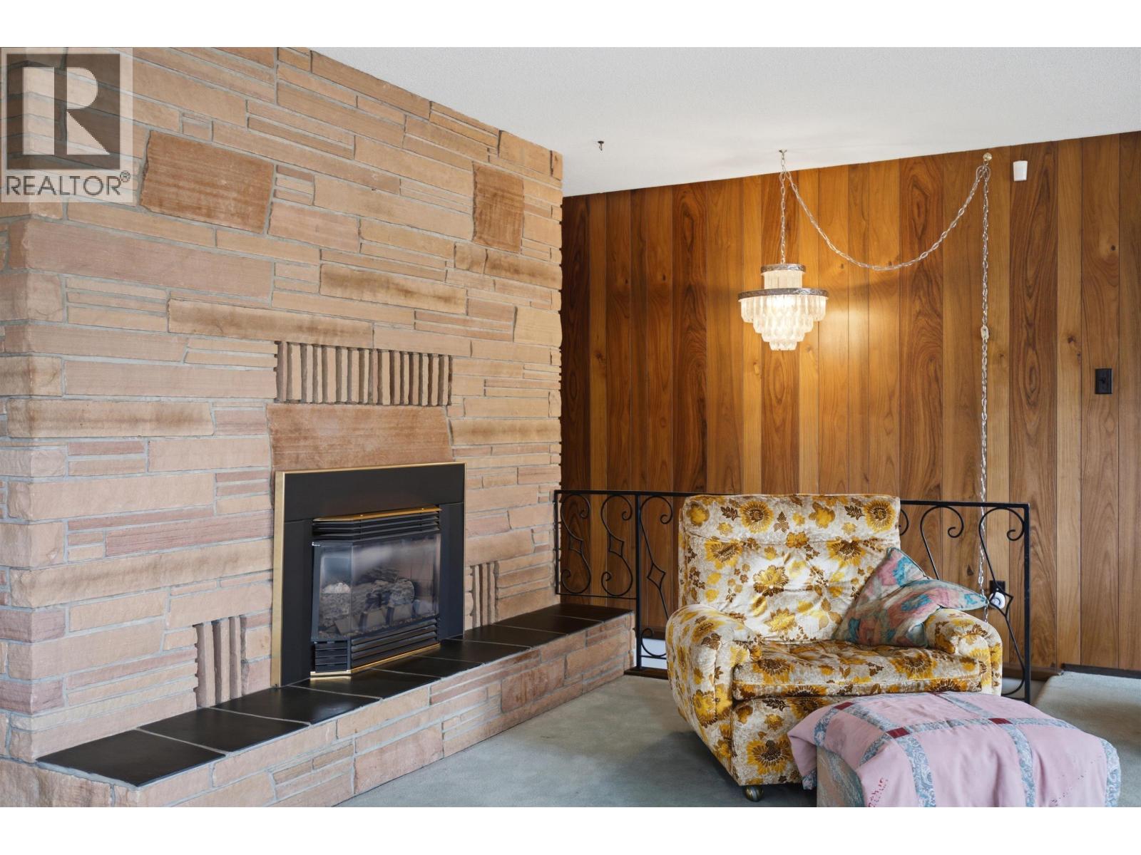 239 N FIFTH AVENUE, Williams Lake
