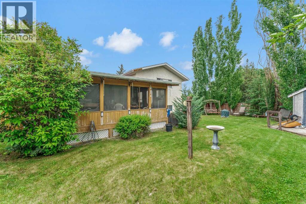 95 Rossdale Way SE — photo 29