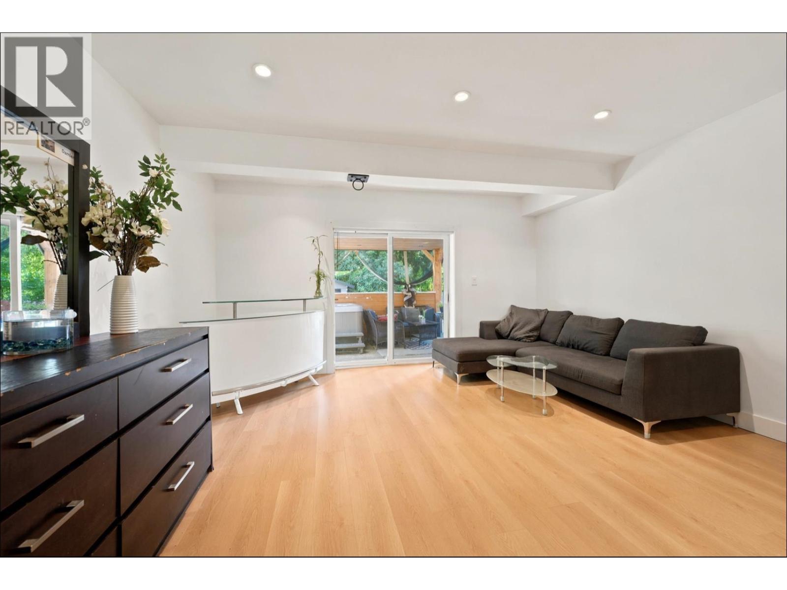 1707 DEMPSEY ROAD, North Vancouver