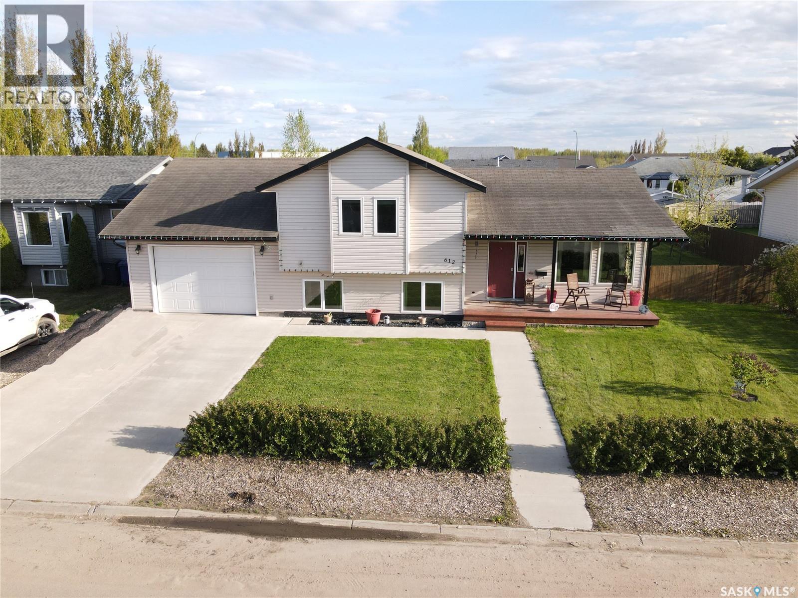 612 7th AVENUE W - 1
