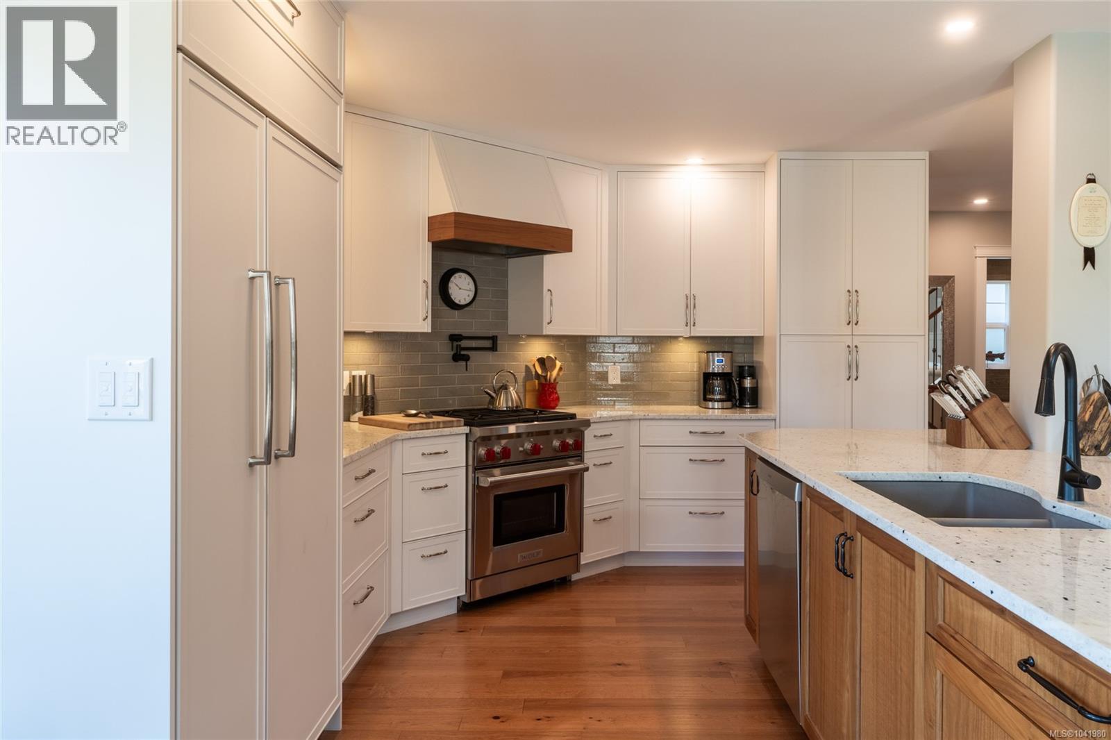 101 Gibraltar Bay Dr - 10