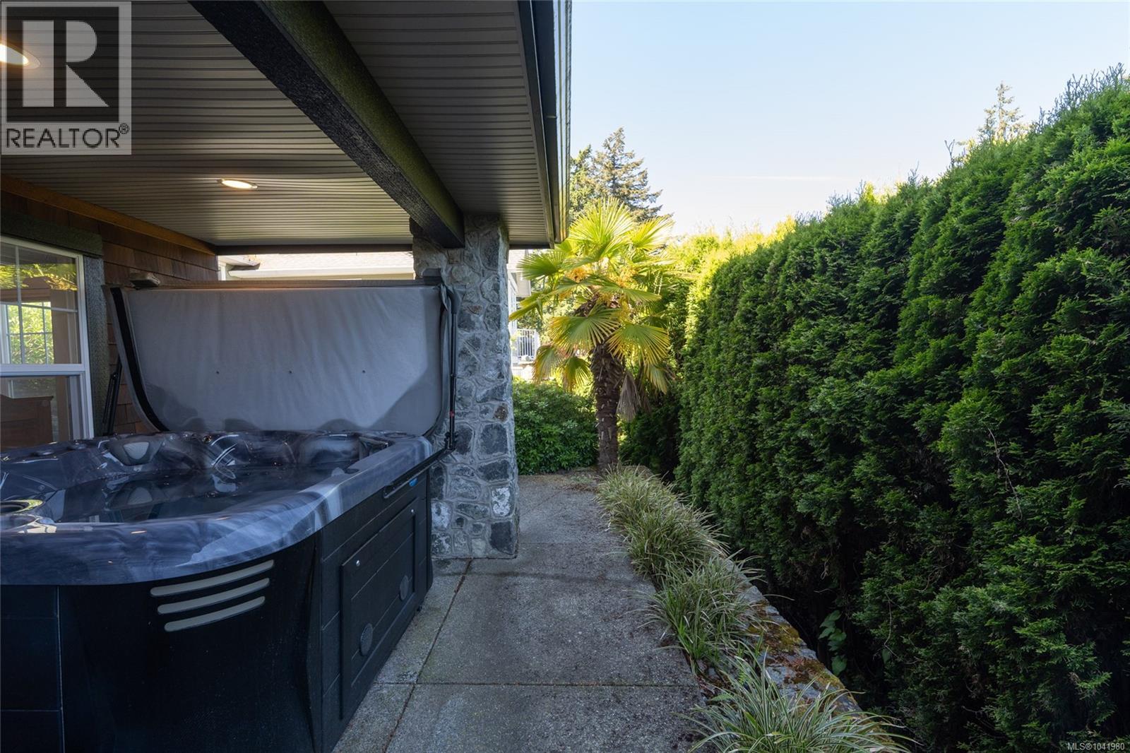 101 Gibraltar Bay Dr - 35