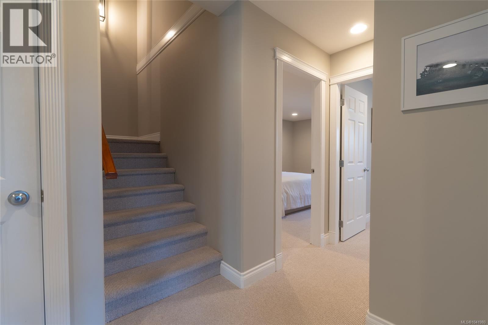 101 Gibraltar Bay Dr - 38