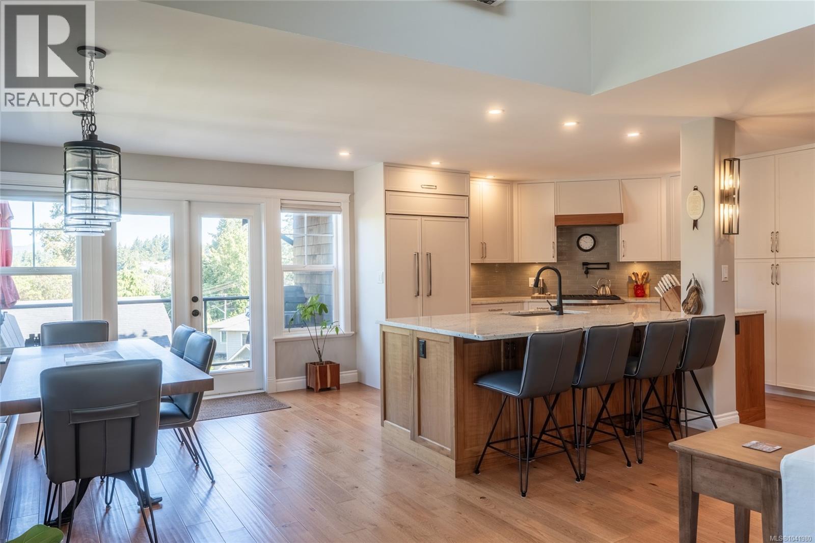 101 Gibraltar Bay Dr - 9