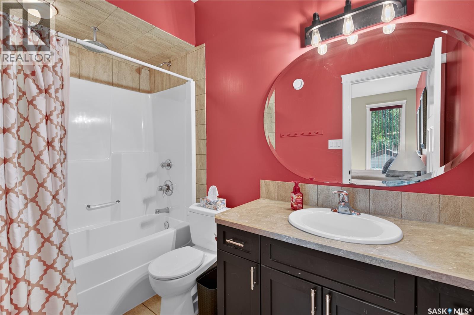 303B Lac des Iles ROAD - 23