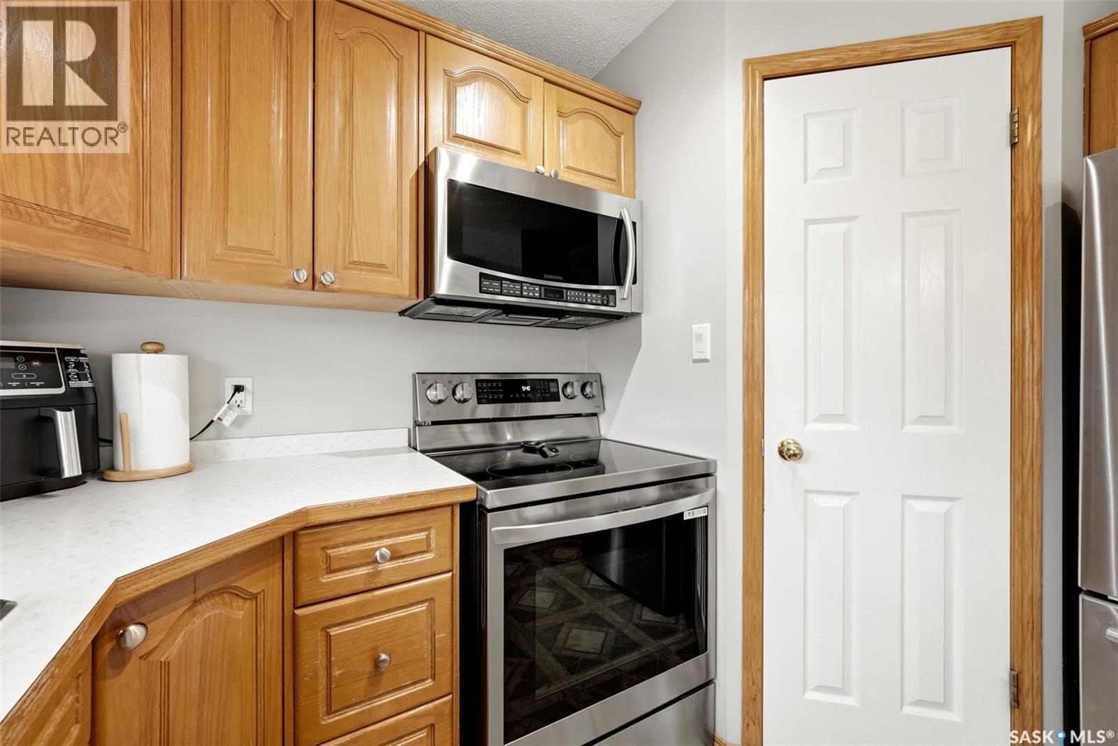 105 Courtside CRESCENT — photo 11