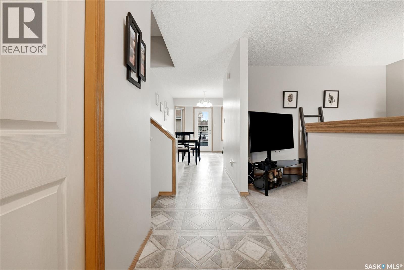 105 Courtside CRESCENT - photo 4