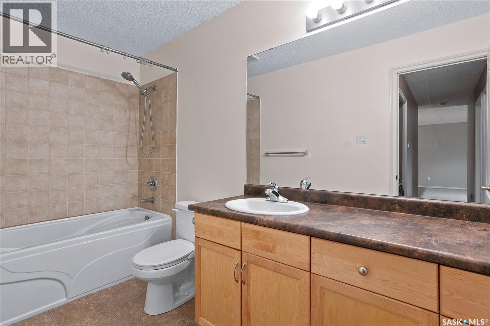 304D1 1121 Mckercher DRIVE — photo 15