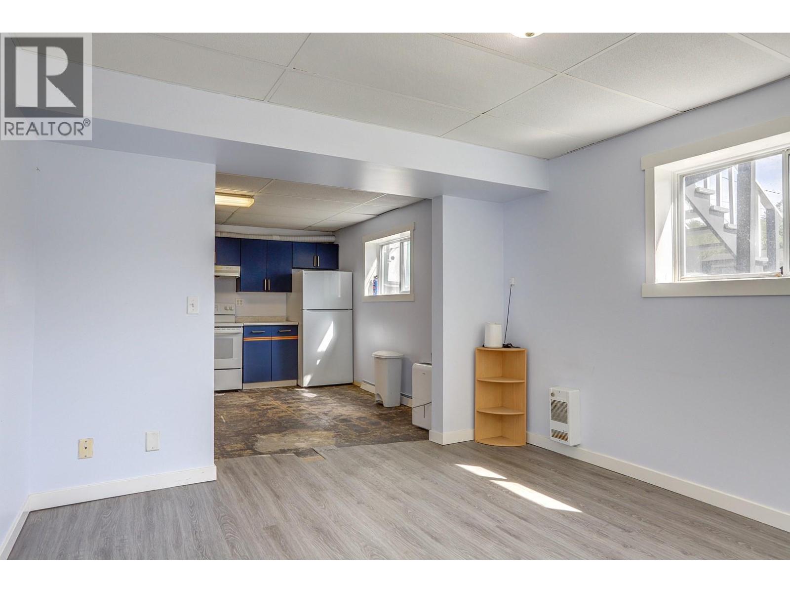 3415 24 Avenue - 42