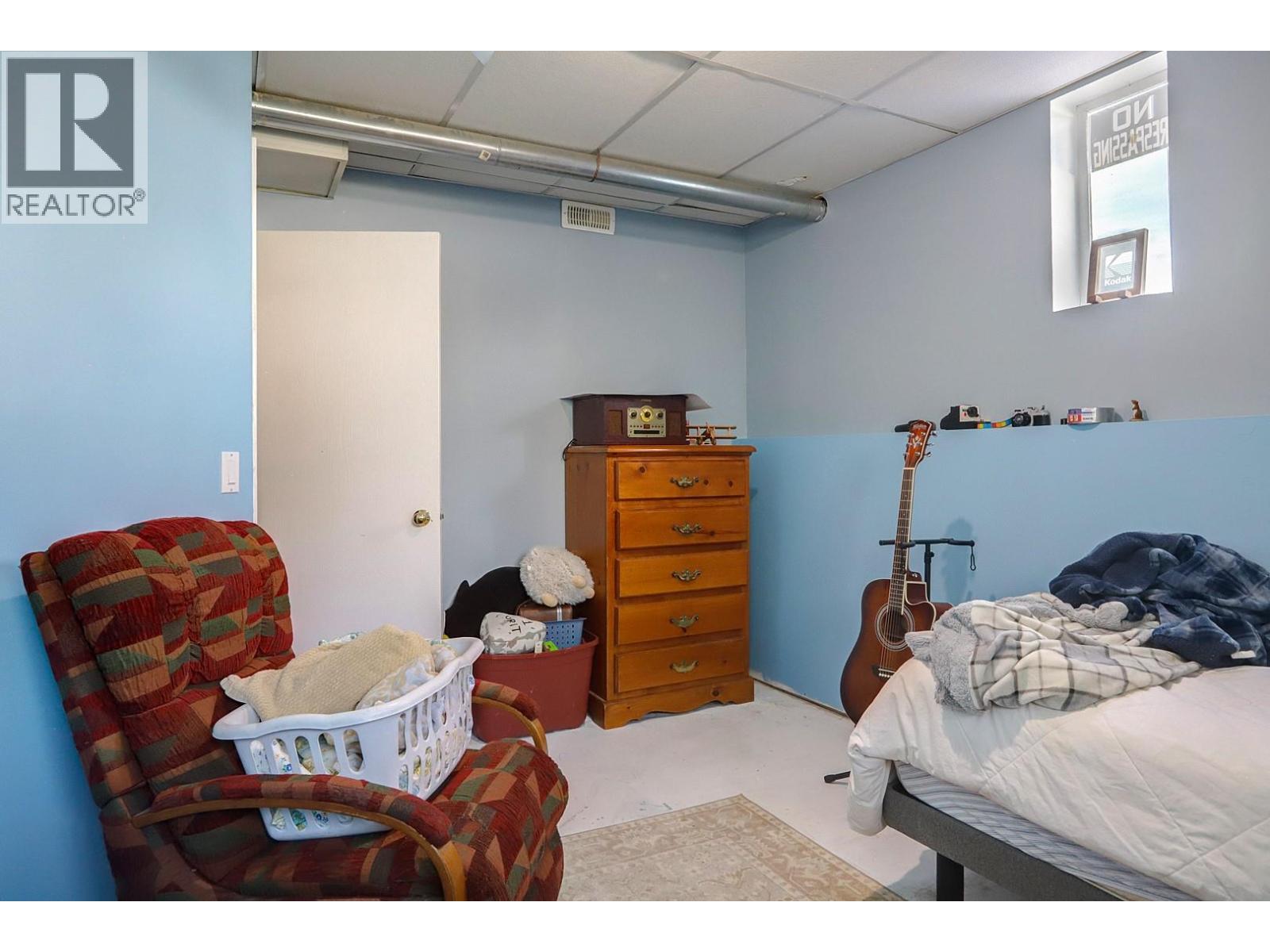3415 24 Avenue - 32