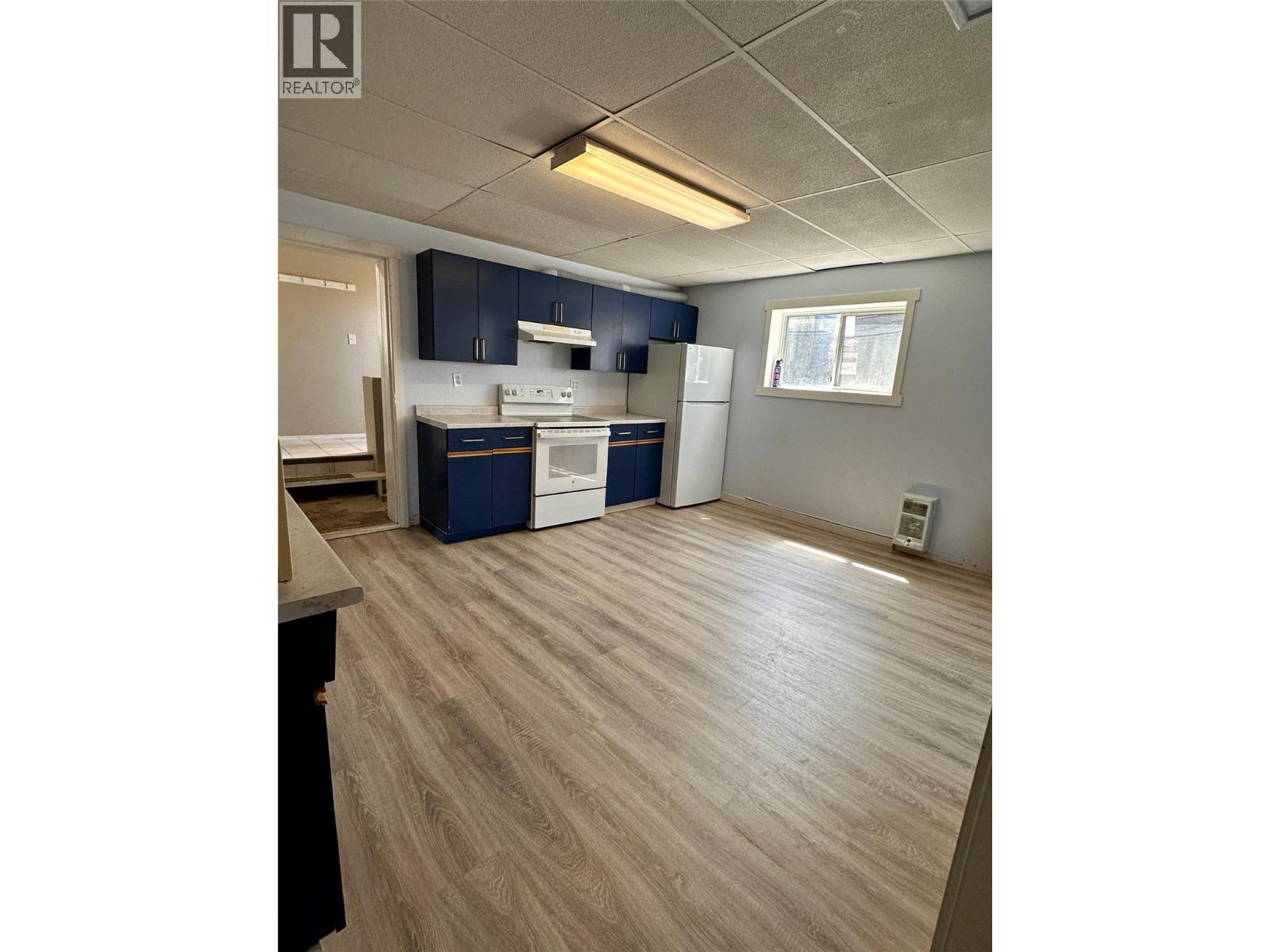 3415 24 Avenue - 38