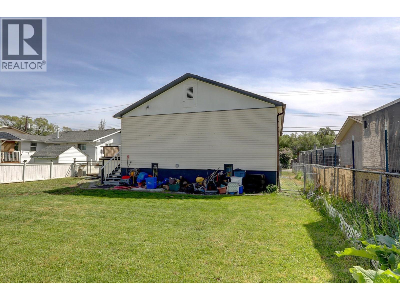 3415 24 Avenue - 63