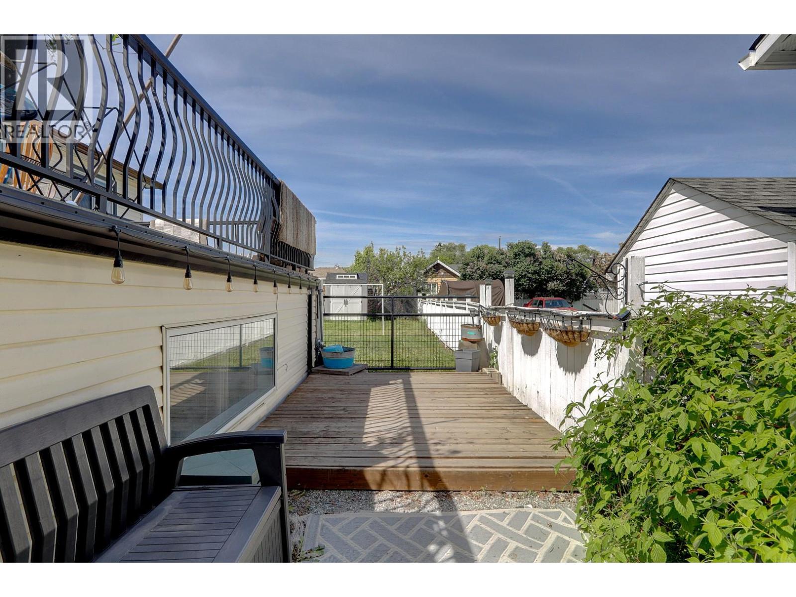 3415 24 Avenue - 57