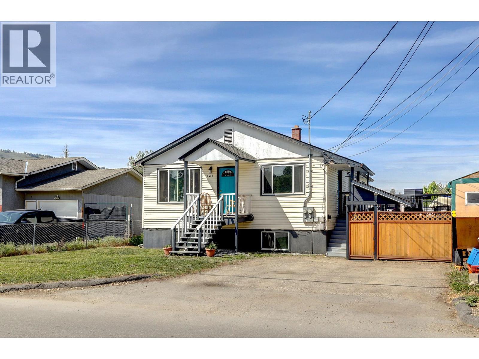 3415 24 Avenue - 3
