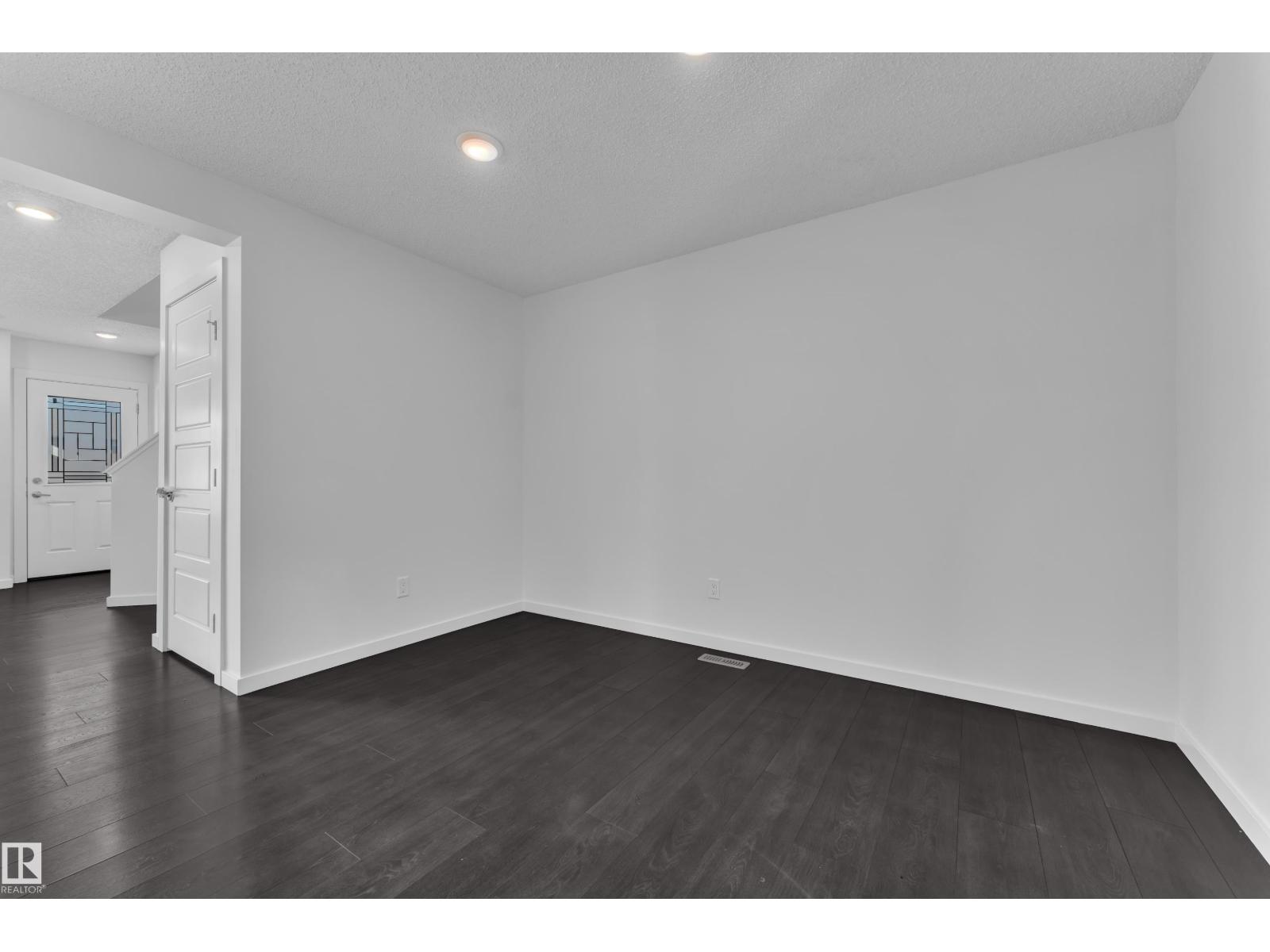 4118 6A ST NW - 17