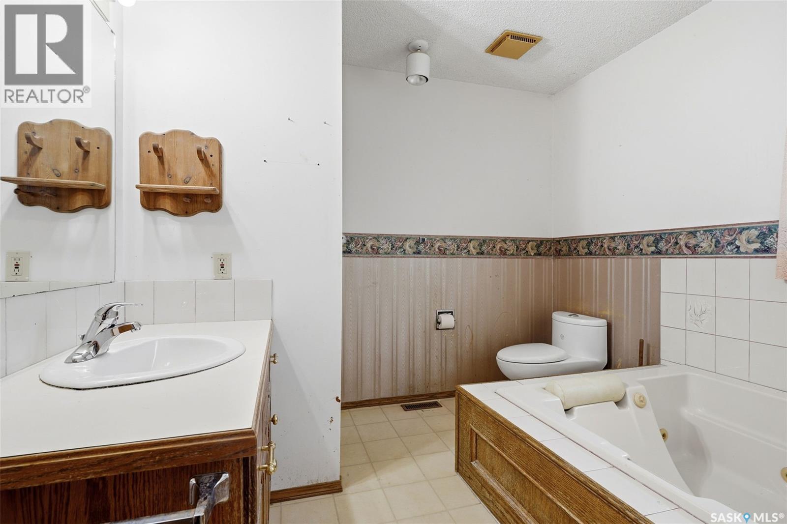 6703 Maplecrest PLACE - 32