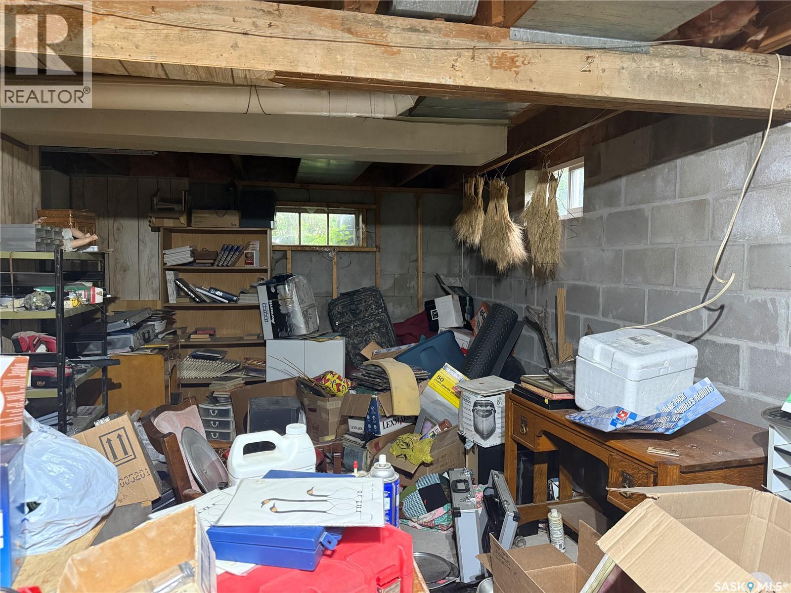 1059 Caribou STREET W - 15