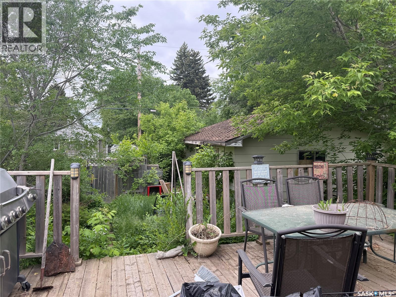 1059 Caribou STREET W — photo 21