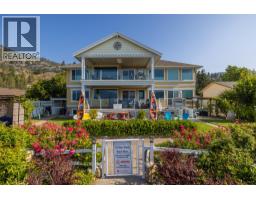 5pc Ensuite bath - 4244 Beach Avenue, Peachland, BC V0H1X6 Photo 17