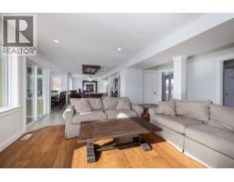 4244 Beach Avenue, Peachland, BC V0H1X6 Photo 42