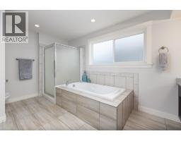 4244 Beach Avenue, Peachland, BC V0H1X6 Photo 45