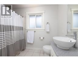 4244 Beach Avenue, Peachland, BC V0H1X6 Photo 53