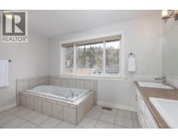 4244 Beach Avenue, Peachland, BC V0H1X6 Photo 64