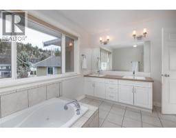 4244 Beach Avenue, Peachland, BC V0H1X6 Photo 65