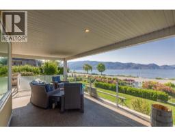 Kitchen - 4244 Beach Avenue, Peachland, BC V0H1X6 Photo 9