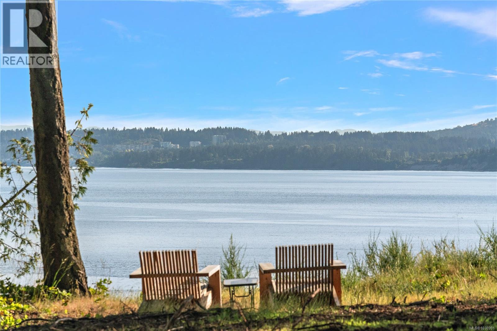 377 Evergreen Lane - 3