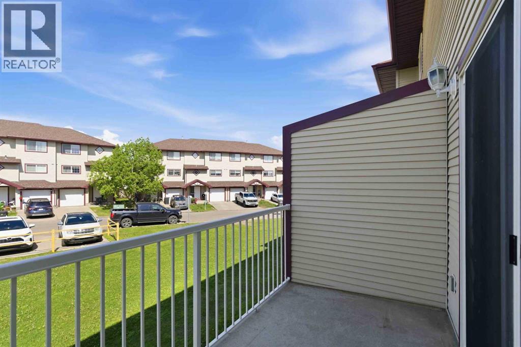 #10 220 Swanson Crescent - 8