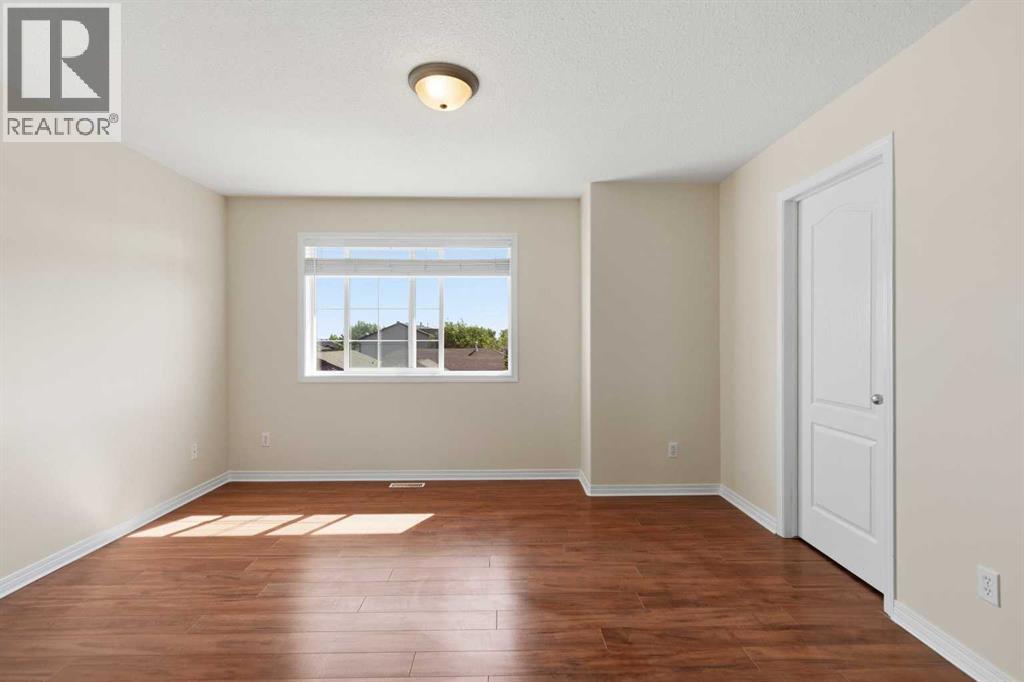 #10 220 Swanson Crescent - 20