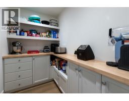 Pantry - 10202 Kalamalka Road, Coldstream, BC V1B1L7 Photo 15