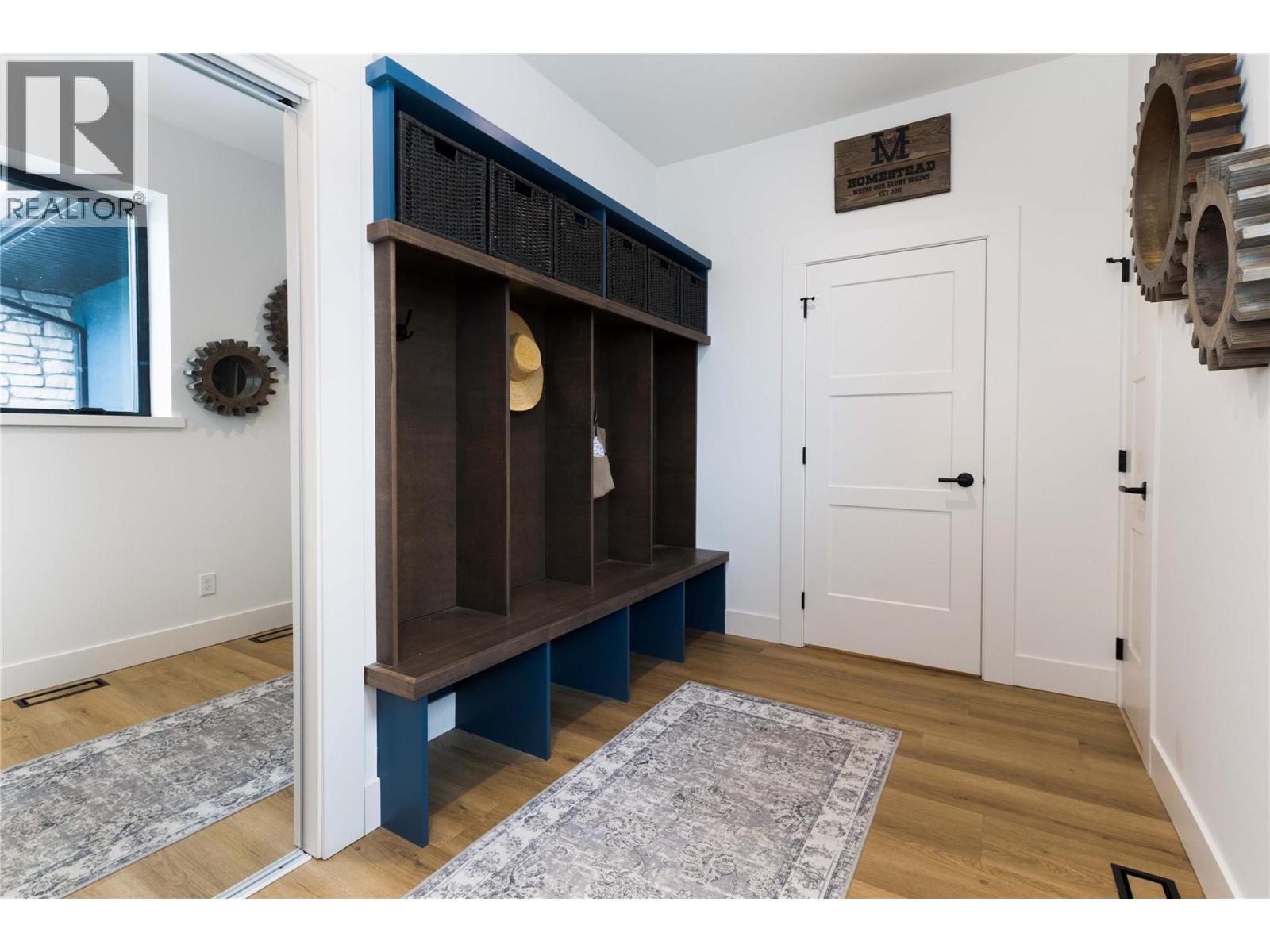 10202 Kalamalka Road - 16