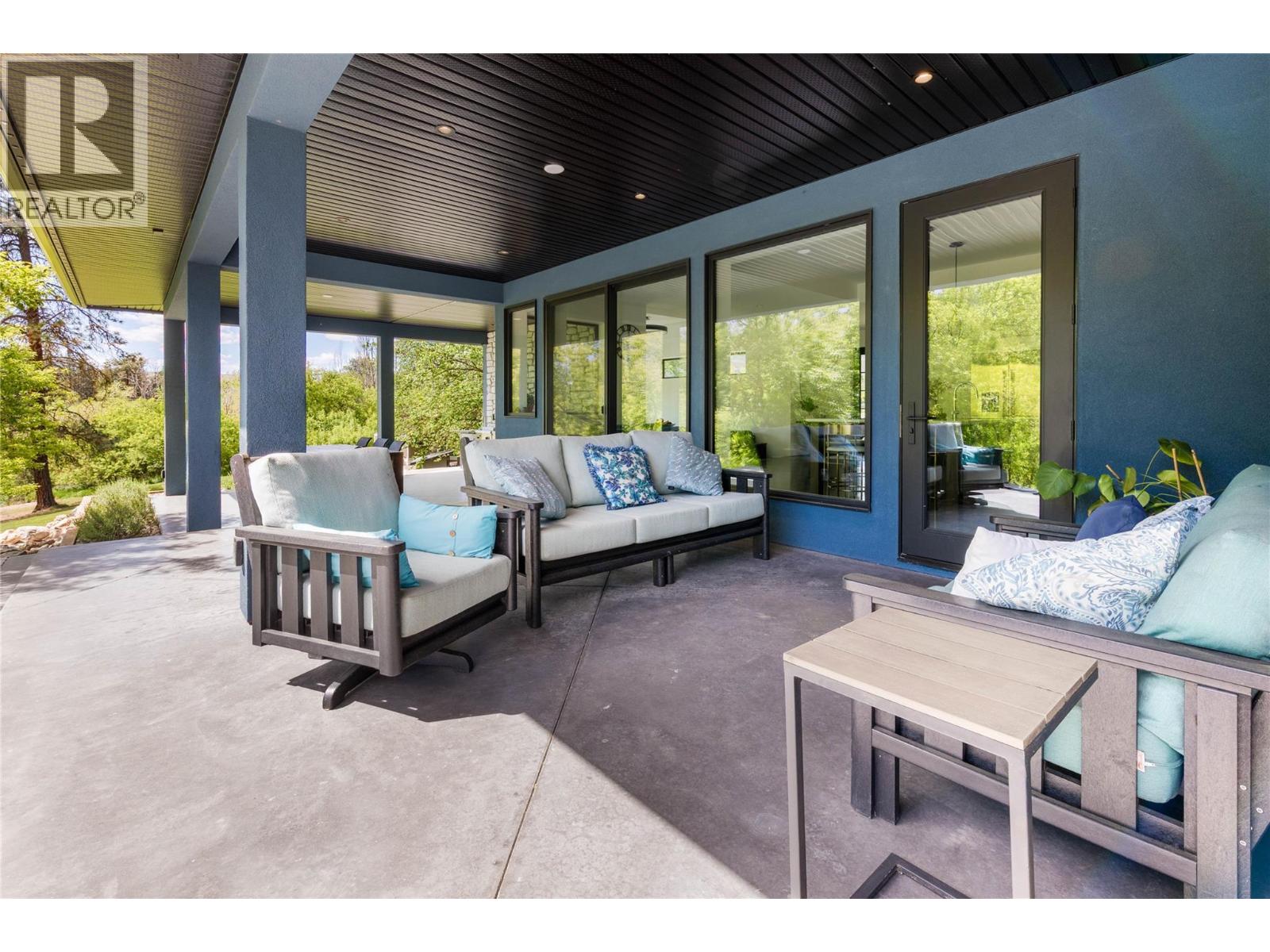 10202 Kalamalka Road - 32