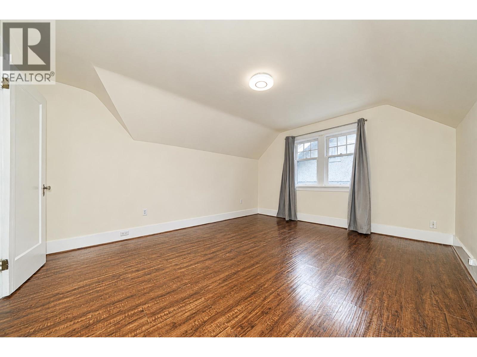 4 Bed, 2 Bath House for Sale in Vancouver – 1225 W 26TH AVENUE, Vancouver – MLS# R3141489 - Image 19