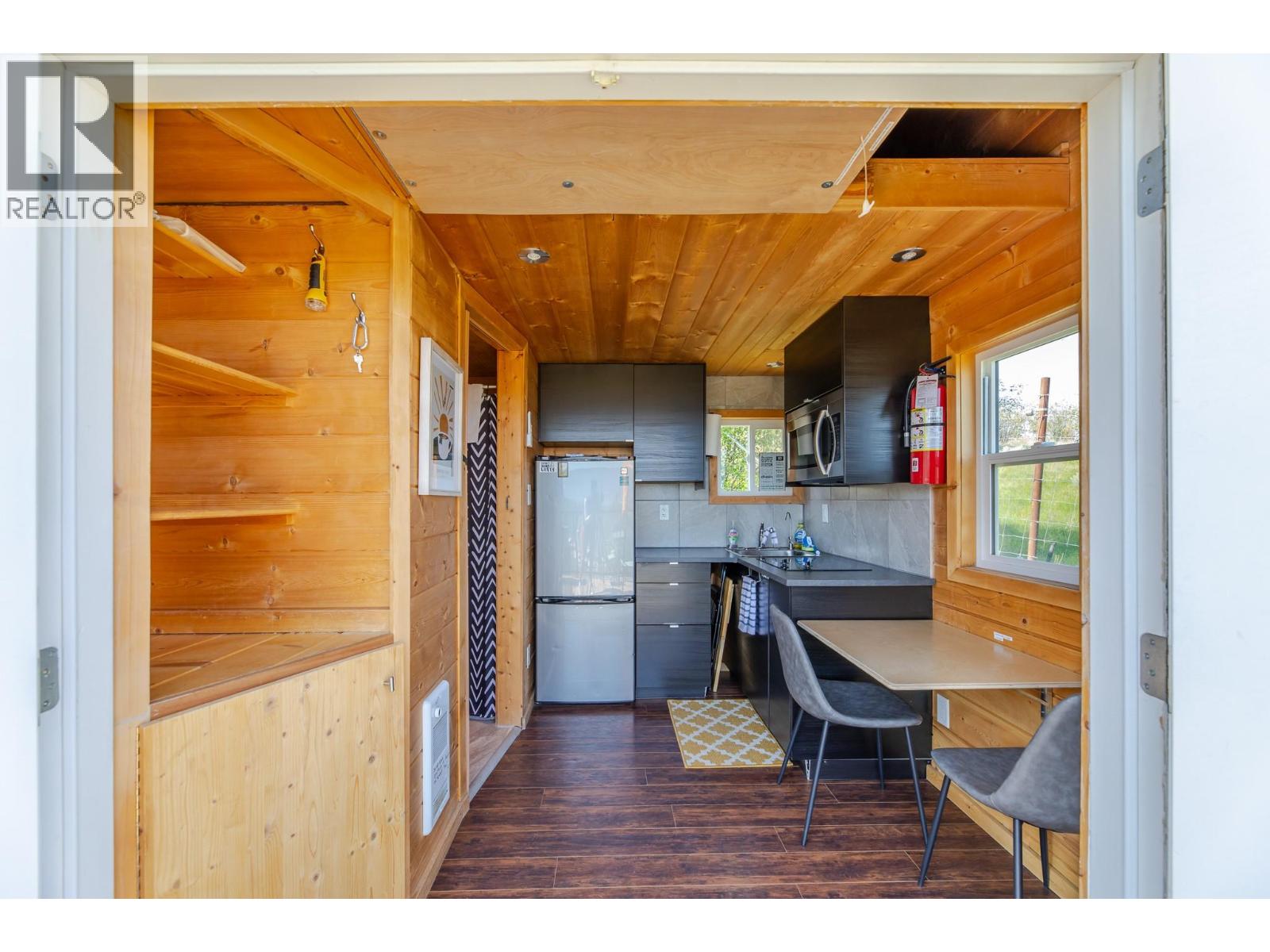 9003 Gilman Road - 31