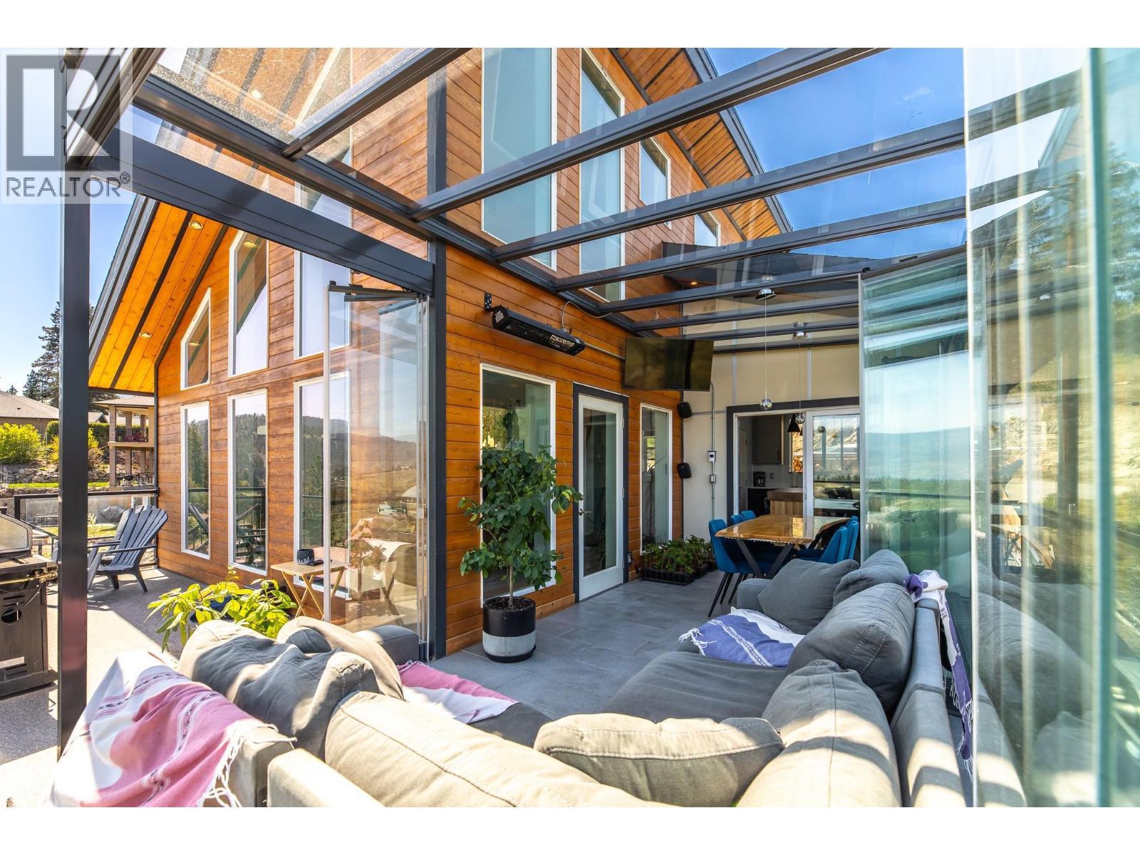 9003 Gilman Road - 9