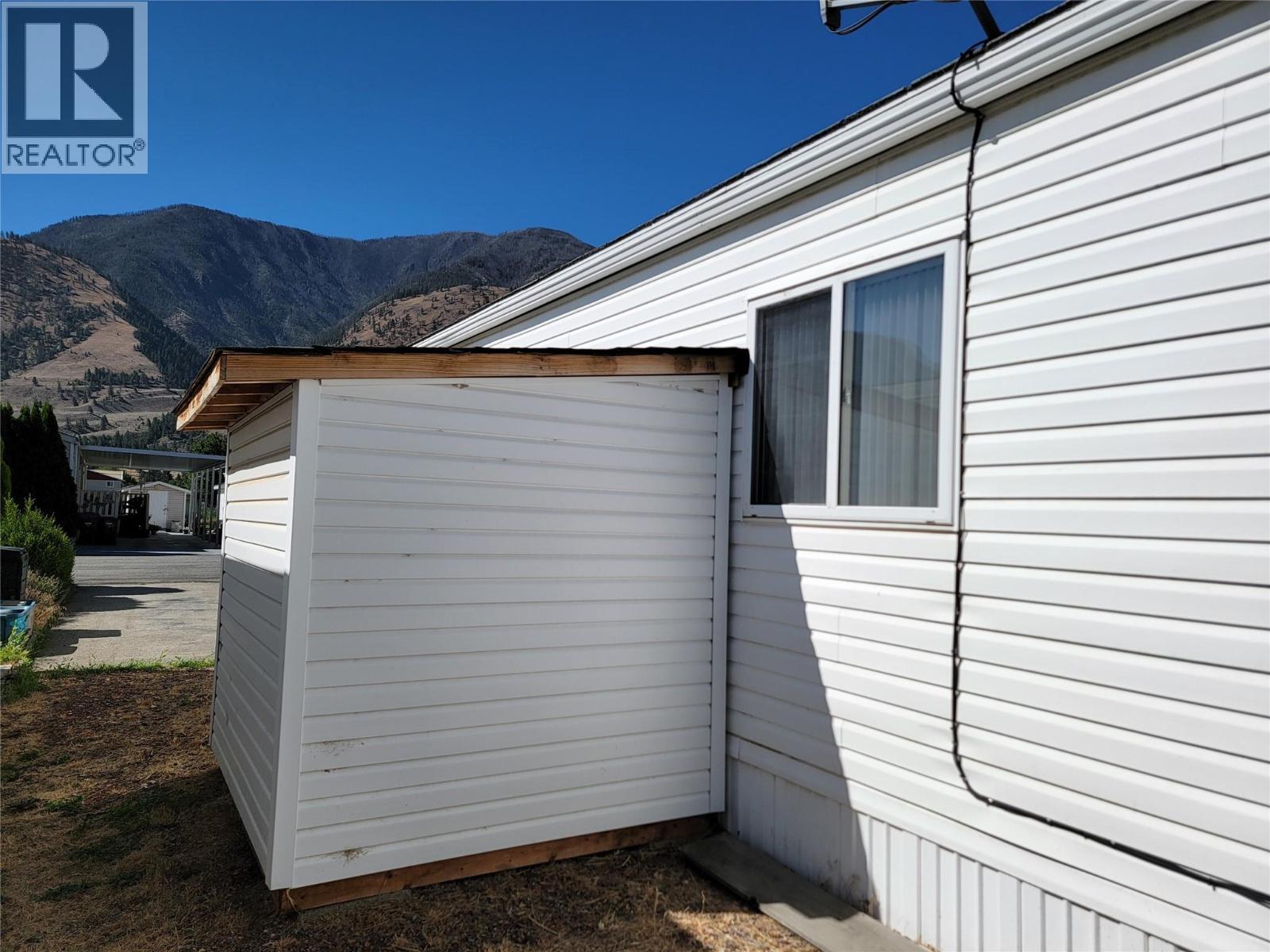 #2 622 Keremeos Bypass Road - 44
