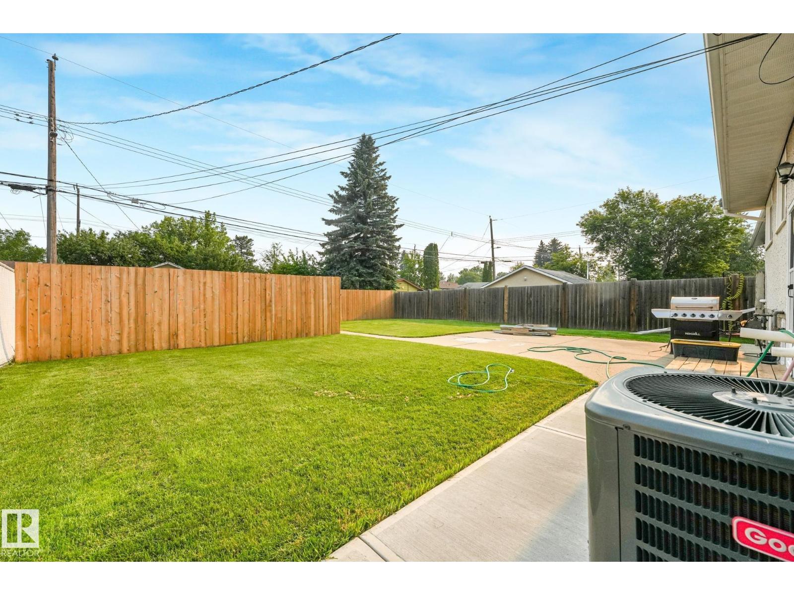 13307 133 AV NW - 4