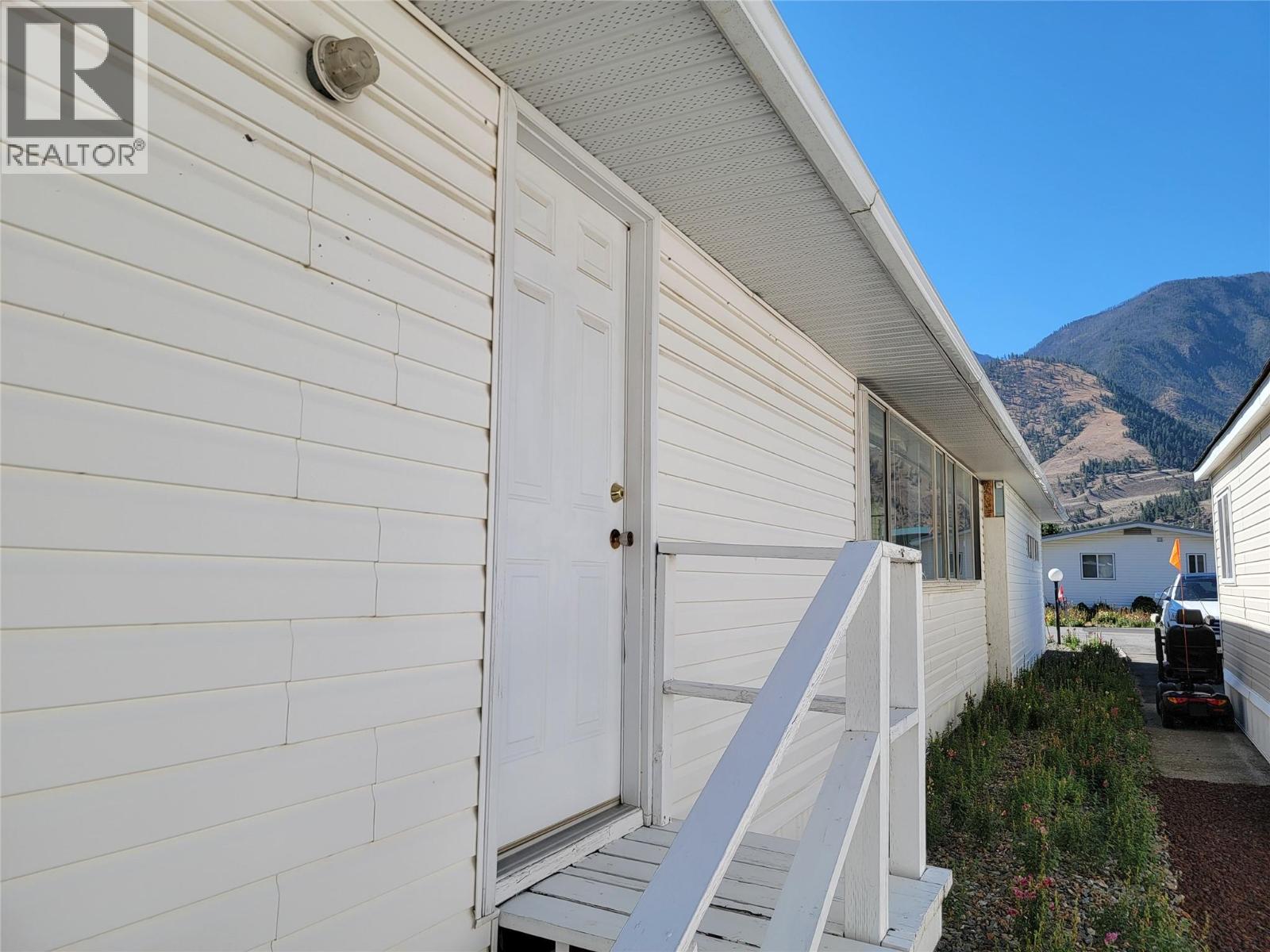 #2 622 Keremeos Bypass Road - 45