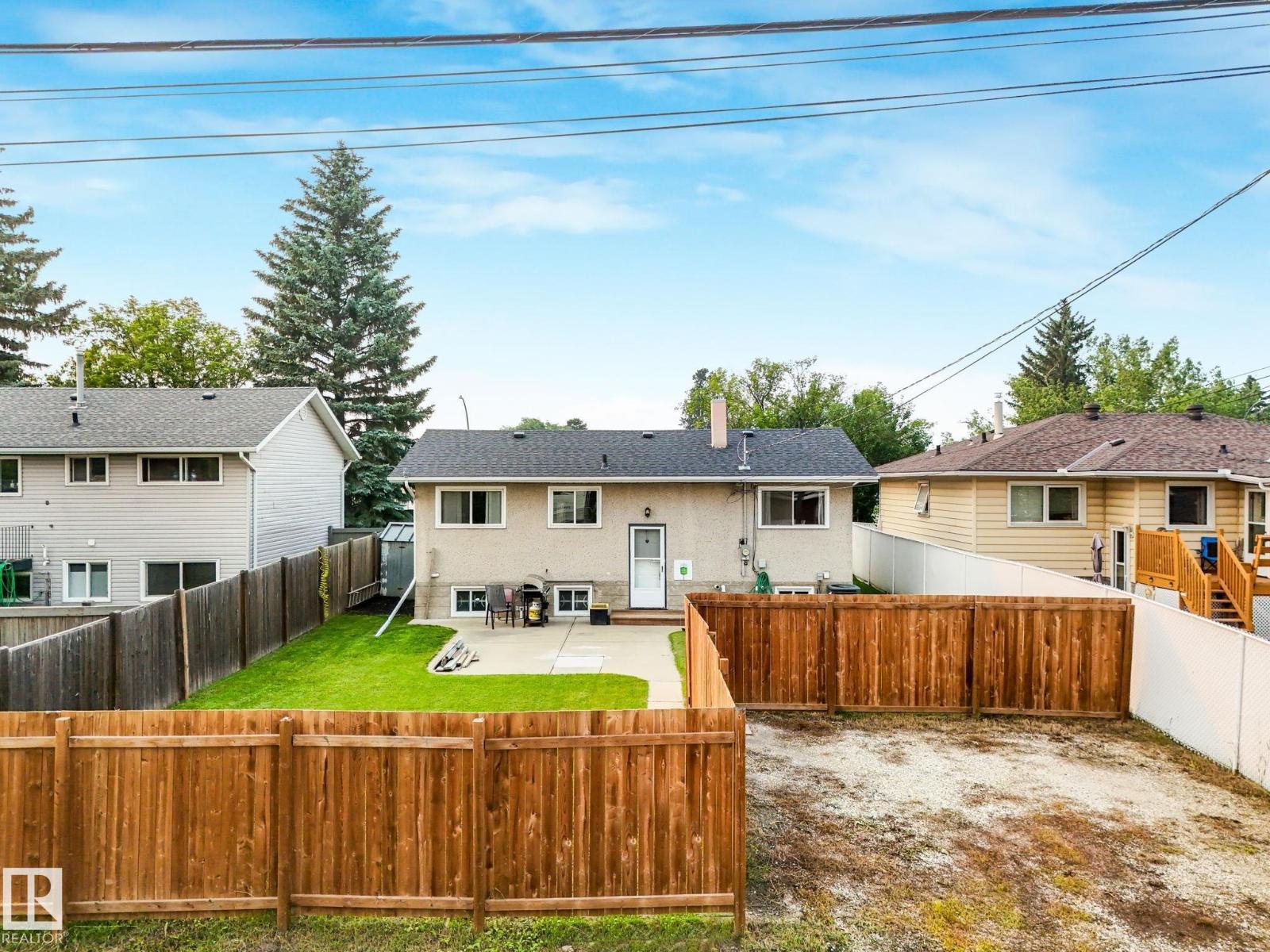 13307 133 AV NW - 17