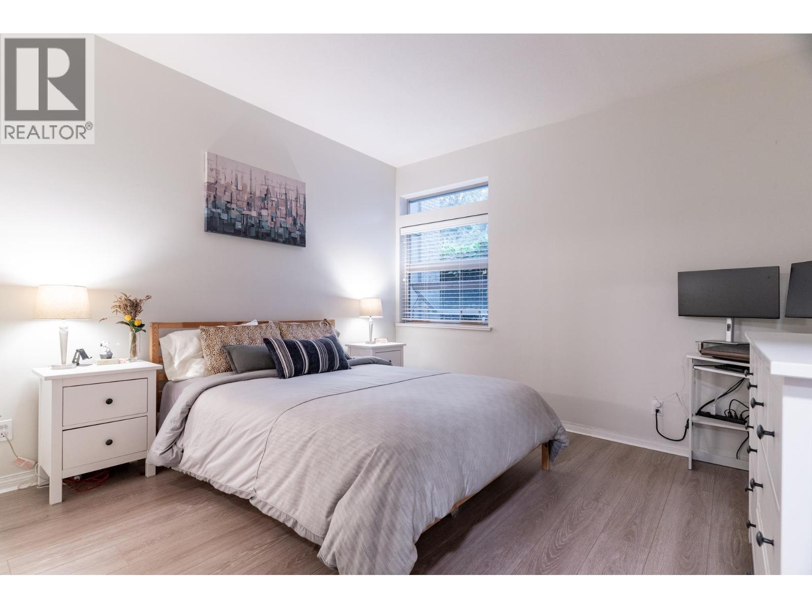 109 301 MAUDE ROAD, Port Moody