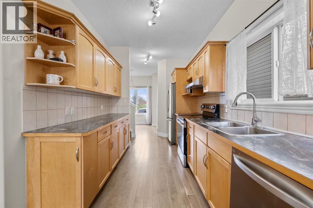 27 Bridleridge View SW - 12
