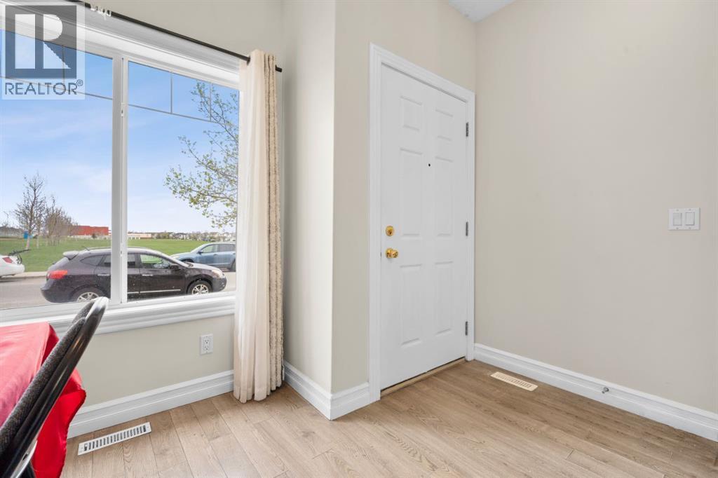 27 Bridleridge View SW - 4